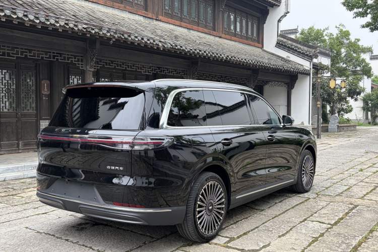 Used Chery Fengyun T11 2026 Model 220 All-Wheel Drive Family Fun Edition Exterior 6