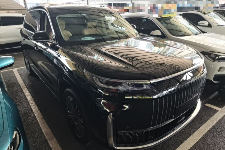 Used Chery Fengyun T11 2026 Model 220 Rear-Drive Dual IMAX Theater Edition Front Right 45 Deg