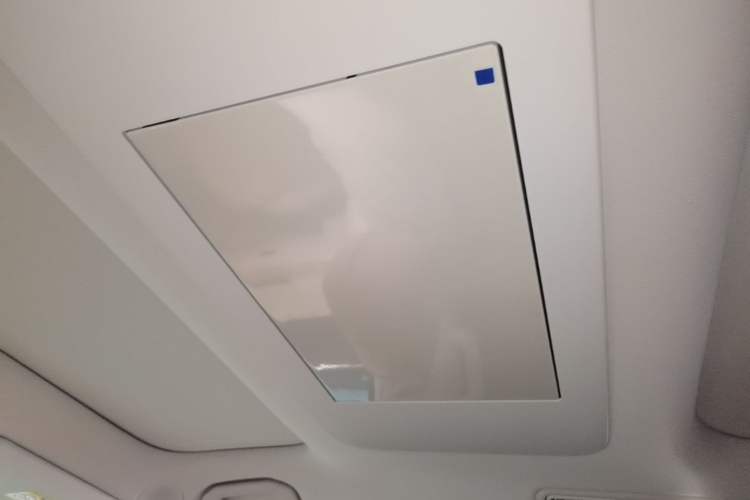 Used Chery Fengyun T11 2026 Model 220 Rear-Drive Dual IMAX Theater Edition Headliner