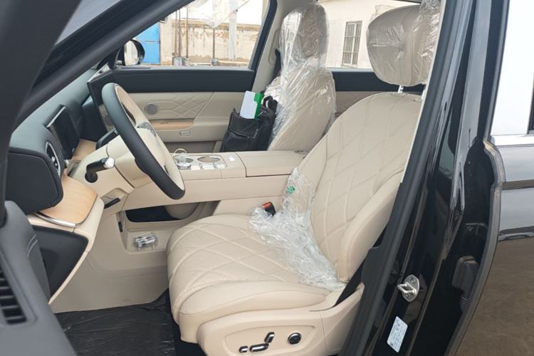 Used Chery Fengyun T11 2026 Model 220 All-Wheel Drive Family Fun Edition Left Front Seat