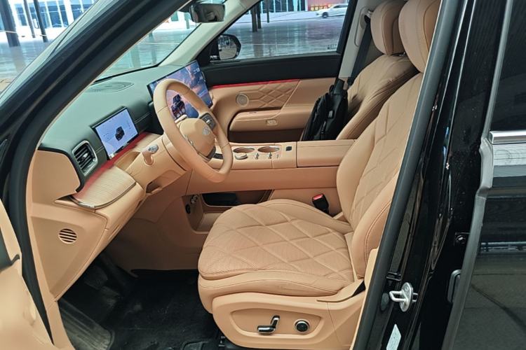 Used Chery Fengyun T11 2026 Model 220 Rear-Drive Dual IMAX Theater Edition Left Front Seat