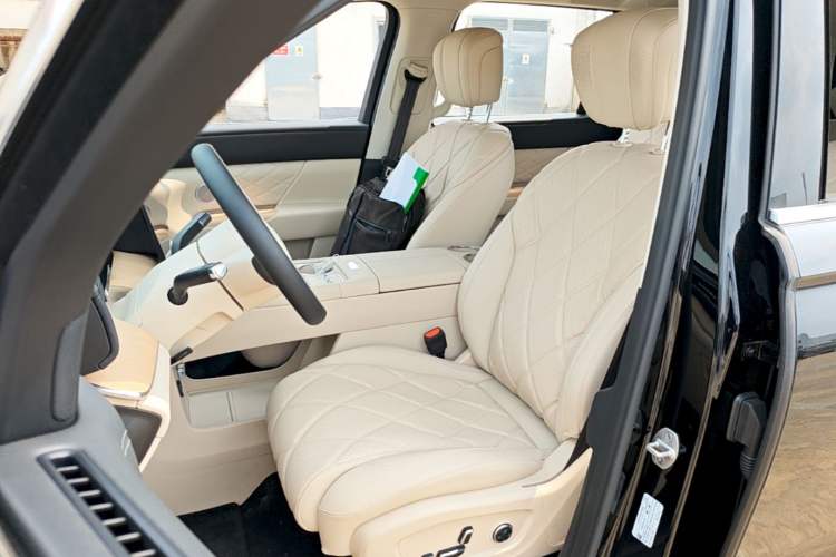 Used Chery Fengyun T11 2026 Model 220 All-Wheel Drive Family Fun Edition Left Front Seat