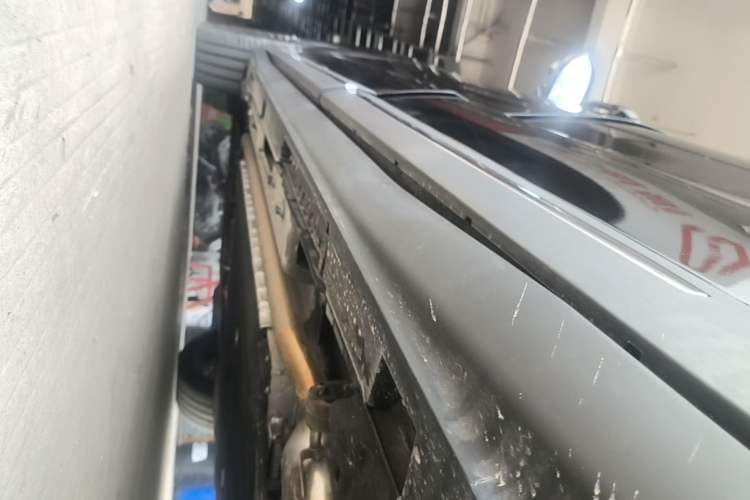 Used Chery Fengyun T11 2026 Model 220 All-Wheel Drive Family Fun Edition Left Side Sill