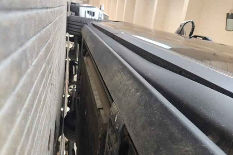 Used Chery Fengyun T11 2026 Model 220 All-Wheel Drive Dual IMAX Theater Edition Left Side Sill