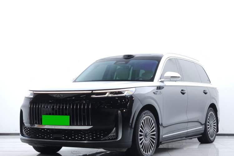 Chery Fengyun T11 2026 Model 220 All-Wheel Drive Family Fun Edition