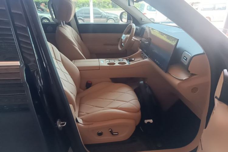 Used Chery Fengyun T11 2026 Model 220 All-Wheel Drive Family Fun Edition Right Front Seat