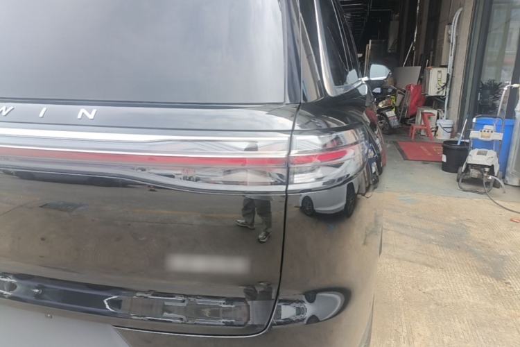 Used Chery Fengyun T11 2026 Model 220 All-Wheel Drive Family Fun Edition Right Rear Taillight