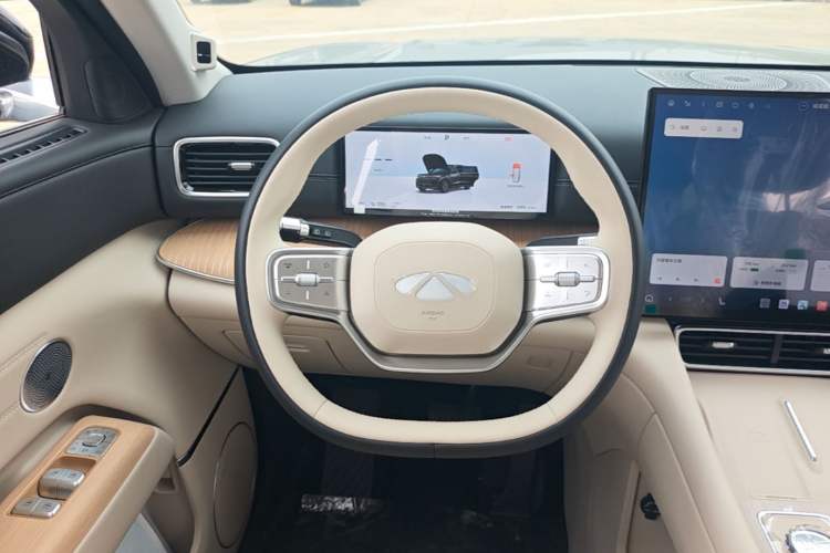 Used Chery Fengyun T11 2026 Model 220 All-Wheel Drive Family Fun Edition Steering Wheel