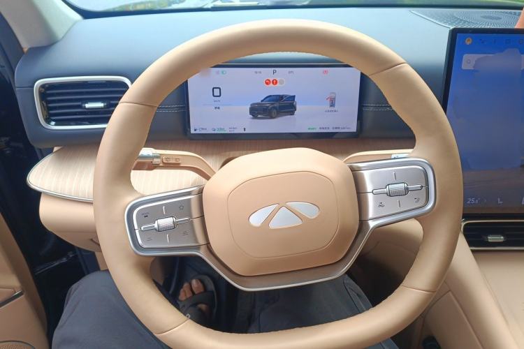 Used Chery Fengyun T11 2026 Model 220 Rear-Drive Dual IMAX Theater Edition Steering Wheel