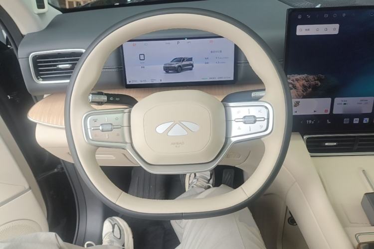 Used Chery Fengyun T11 2026 Model 220 All-Wheel Drive Family Fun Edition Steering Wheel