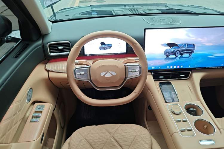 Used Chery Fengyun T11 2026 Model 220 Rear-Drive Dual IMAX Theater Edition Steering Wheel