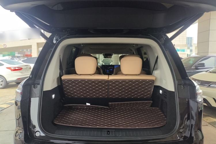 Used Chery Fengyun T11 2026 Model 220 All-Wheel Drive Dual IMAX Theater Edition Trunk