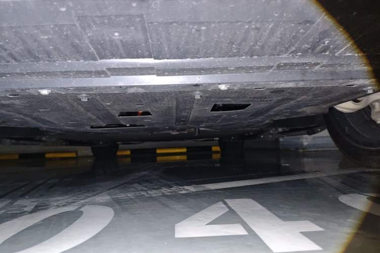 Used Chery Fengyun T11 2026 Model 220 All-Wheel Drive Family Fun Edition Chassis Front