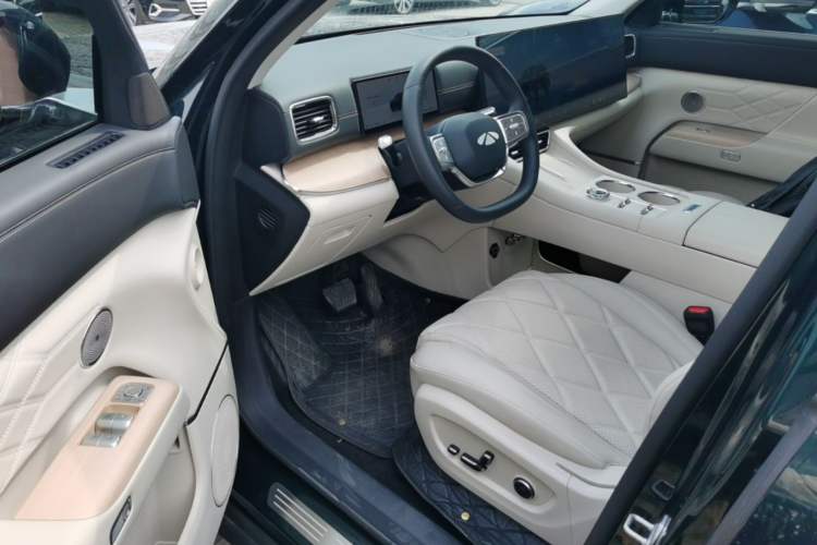 Used Chery Fengyun T11 2026 Model 220 All-Wheel Drive Family Fun Edition Driver Seat