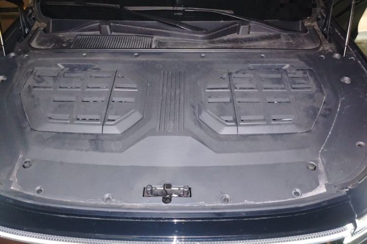 Used Chery Fengyun T11 2026 Model 220 All-Wheel Drive Family Fun Edition Engine Bay