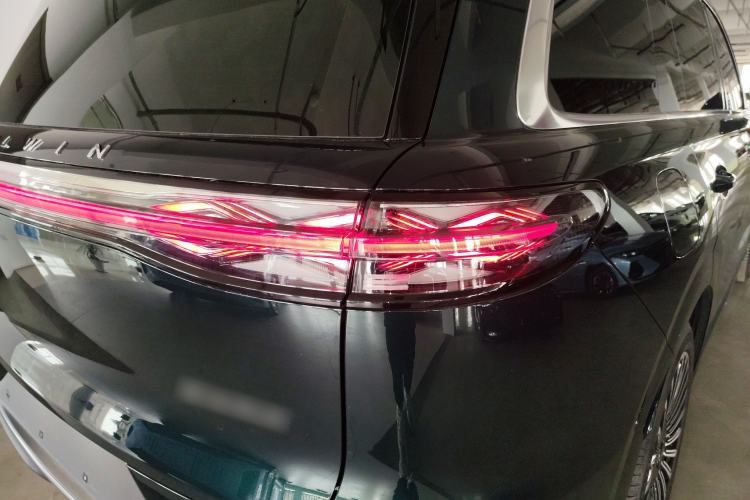 Used Chery Fengyun T11 2026 Model 220 All-Wheel Drive Dual IMAX Theater Edition Exterior 3