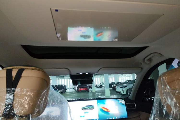 Used Chery Fengyun T11 2026 Model 220 All-Wheel Drive Dual IMAX Theater Edition Headliner