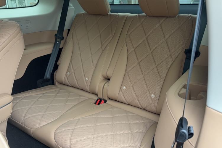Used Chery Fengyun T11 2026 Model 220 All-Wheel Drive Family Fun Edition Interior 3