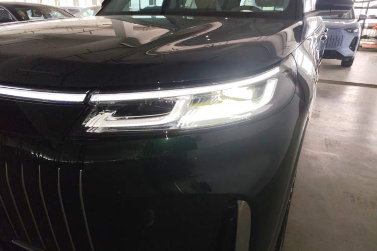 Used Chery Fengyun T11 2026 Model 220 All-Wheel Drive Dual IMAX Theater Edition Left Front Headlight