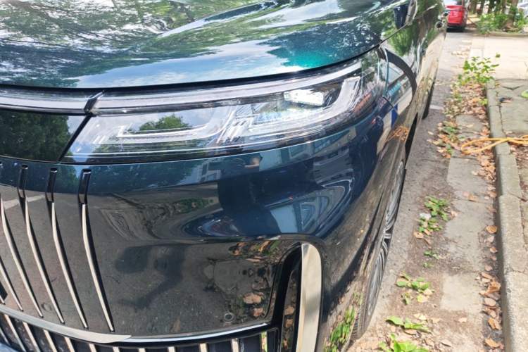 Used Chery Fengyun T11 2026 Model 220 All-Wheel Drive Family Fun Edition Left Front Headlight
