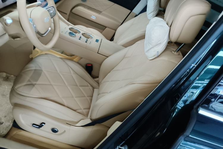 Used Chery Fengyun T11 2026 Model 220 All-Wheel Drive Dual IMAX Theater Edition Left Front Seat