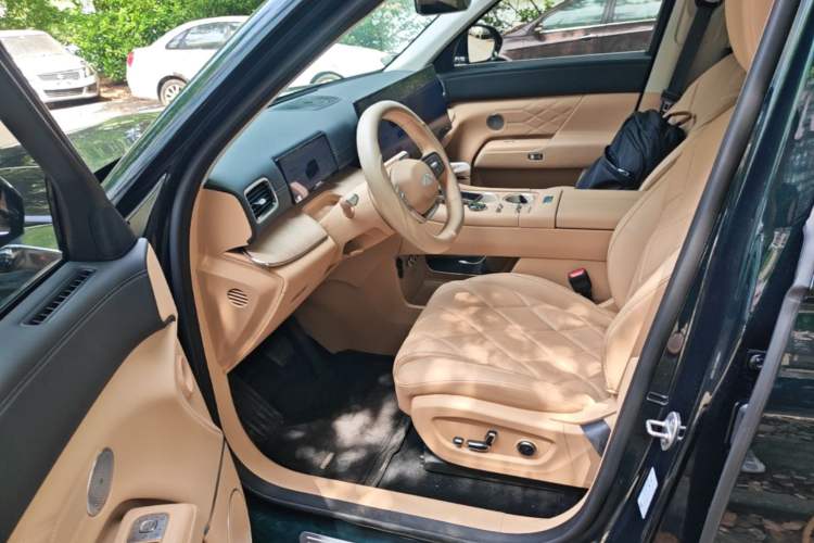 Used Chery Fengyun T11 2026 Model 220 All-Wheel Drive Family Fun Edition Left Front Seat
