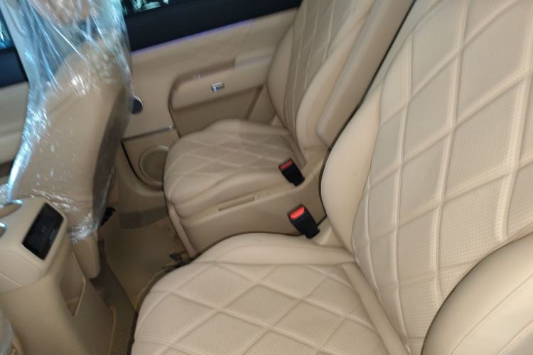 Used Chery Fengyun T11 2026 Model 220 All-Wheel Drive Dual IMAX Theater Edition Left Rear Seat