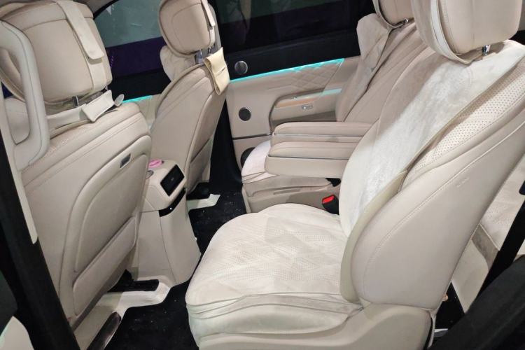 Used Chery Fengyun T11 2026 Model 220 All-Wheel Drive Family Fun Edition Left Rear Seat