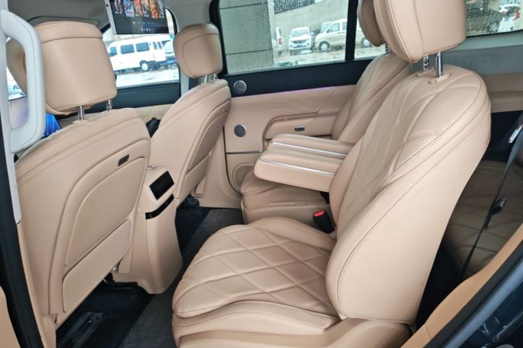 Used Chery Fengyun T11 2026 Model 220 All-Wheel Drive Family Fun Edition Left Rear Seat