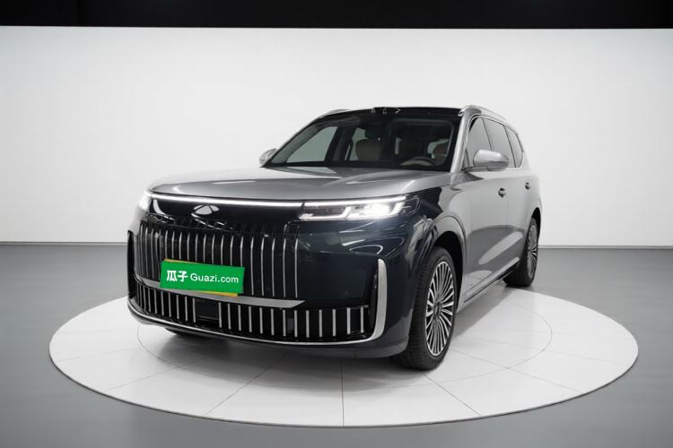 Chery Fengyun T11 2026 Model 220 All-Wheel Drive Family Fun Edition