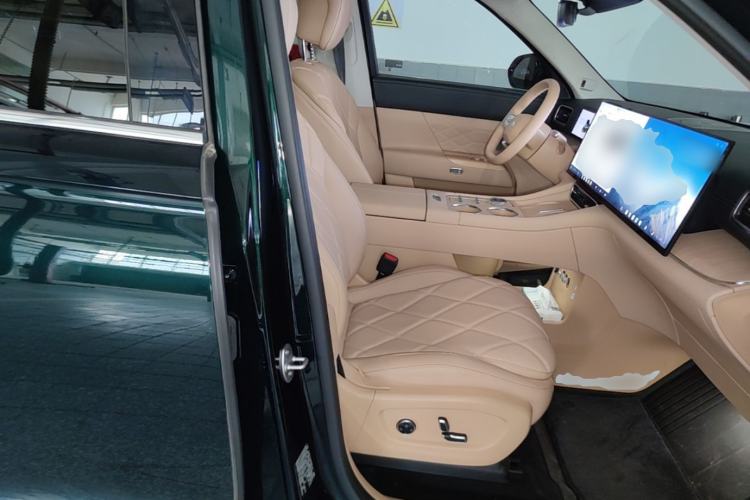 Used Chery Fengyun T11 2026 Model 220 All-Wheel Drive Family Fun Edition Right Front Seat