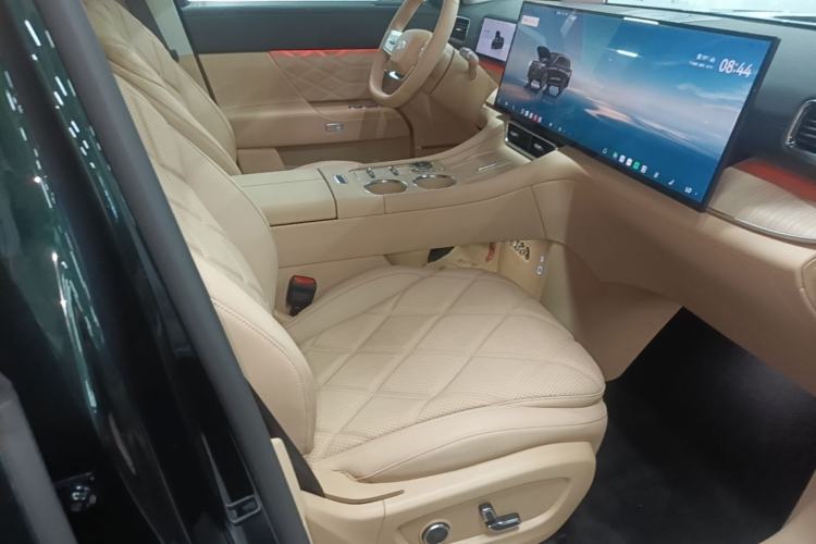 Used Chery Fengyun T11 2026 Model 220 All-Wheel Drive Family Fun Edition Right Front Seat