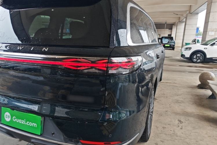Used Chery Fengyun T11 2026 Model 220 All-Wheel Drive Family Fun Edition Right Rear Taillight