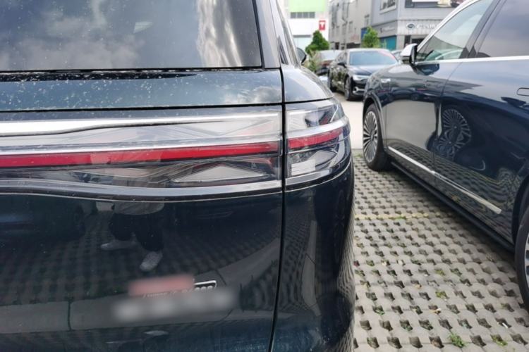 Used Chery Fengyun T11 2026 Model 220 All-Wheel Drive Family Fun Edition Right Rear Taillight