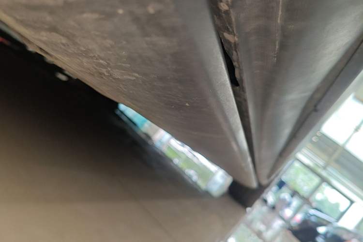 Used Chery Fengyun T11 2026 Model 220 All-Wheel Drive Family Fun Edition Right Side Sill