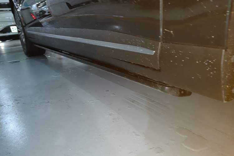 Used Chery Fengyun T11 2026 Model 220 All-Wheel Drive Family Fun Edition Right Side Sill