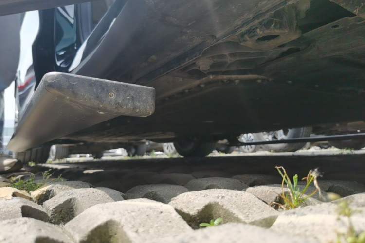 Used Chery Fengyun T11 2026 Model 220 All-Wheel Drive Family Fun Edition Right Side Sill