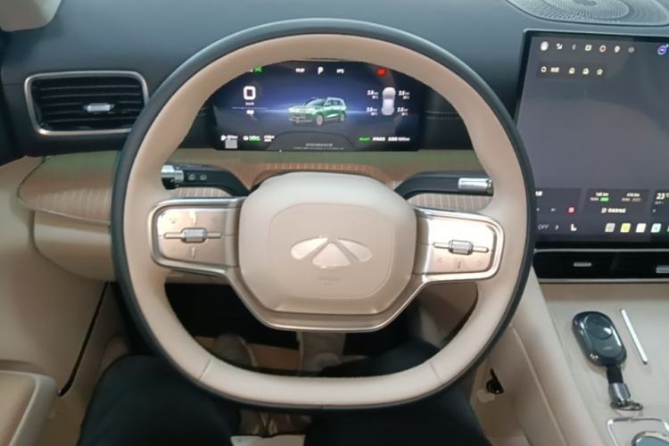 Used Chery Fengyun T11 2026 Model 220 All-Wheel Drive Family Fun Edition Steering Wheel