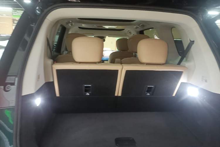 Used Chery Fengyun T11 2026 Model 220 All-Wheel Drive Family Fun Edition Trunk
