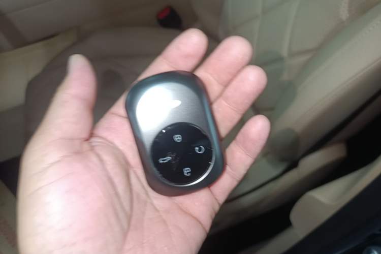 Used Chery Fengyun T11 2026 Model 220 All-Wheel Drive Family Fun Edition Vehicle Key
