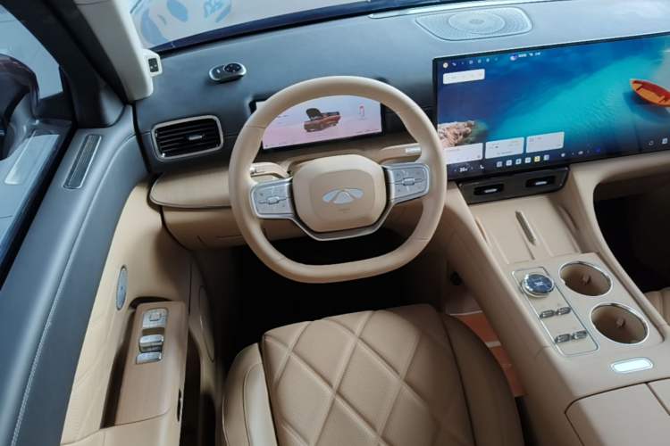 Used Chery Fengyun T11 2026 Model 220 All-Wheel Drive Family Fun Edition Steering Wheel