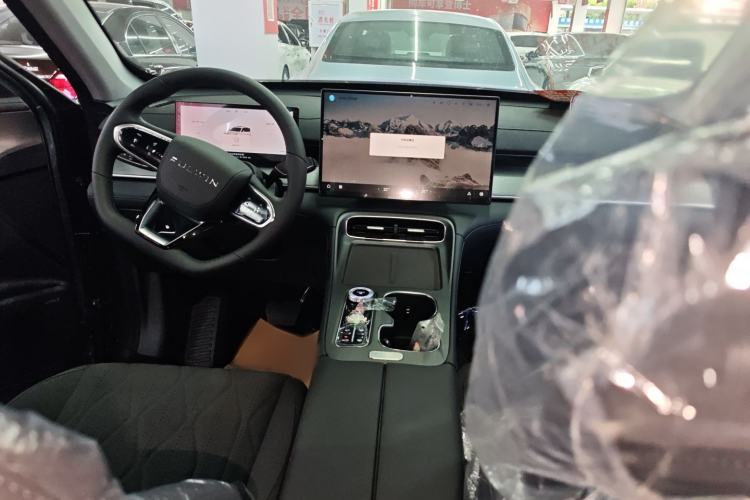 Used Chery Fengyun T8 2025 1.5T 130 km Comfort Edition 7-Seater Audio And AC Panel