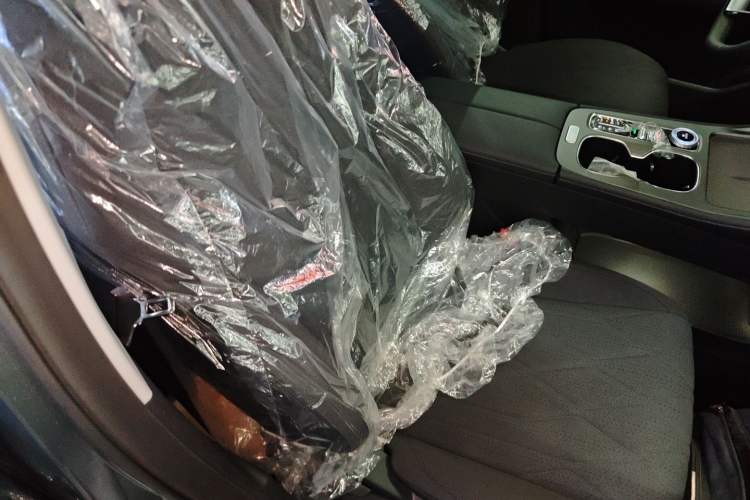 Used Chery Fengyun T8 2025 1.5T 130 km Comfort Edition 7-Seater Right Front Seat
