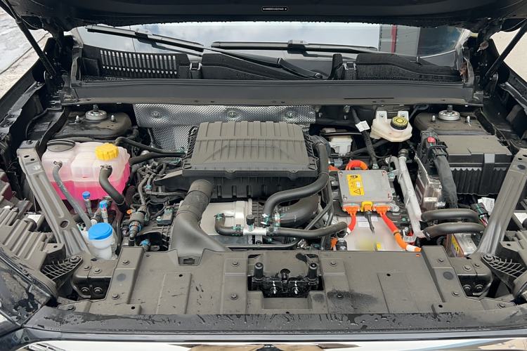 Used Chery Fengyun T8 2025 1.5T 130 km Comfort Edition 5-Seater Engine Bay