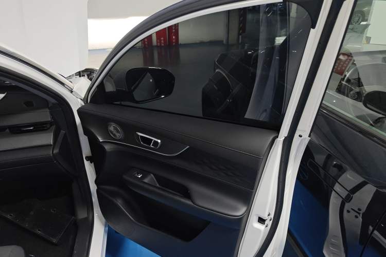Used Chery Fengyun T8 2025 1.5T 130 km Comfort Edition 5-Seater Interior 5