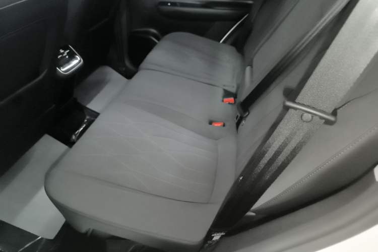 Used Chery Fengyun T8 2025 1.5T 130 km Luxury Edition 5-Seater Left Rear Seat