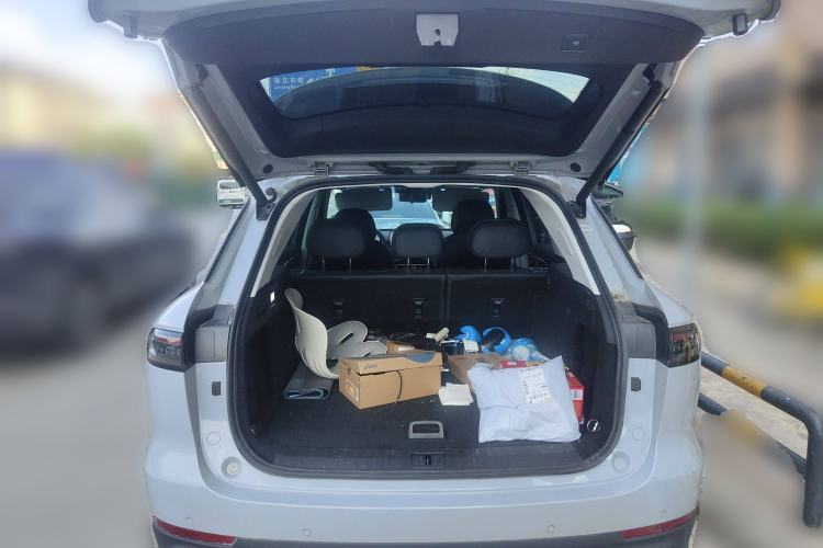 Used Chery Fengyun T9 2024 120 Long-Range Standard Version 5 Seats Lithium-NMC Battery Trunk