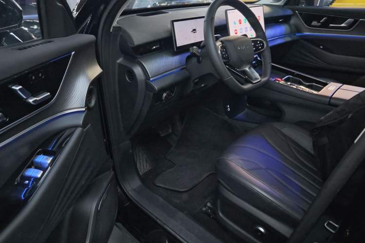 Used Chery Fengyun T9 2024 120 Long-Range Flagship Version 7 Seats Ternary Lithium Driver Seat