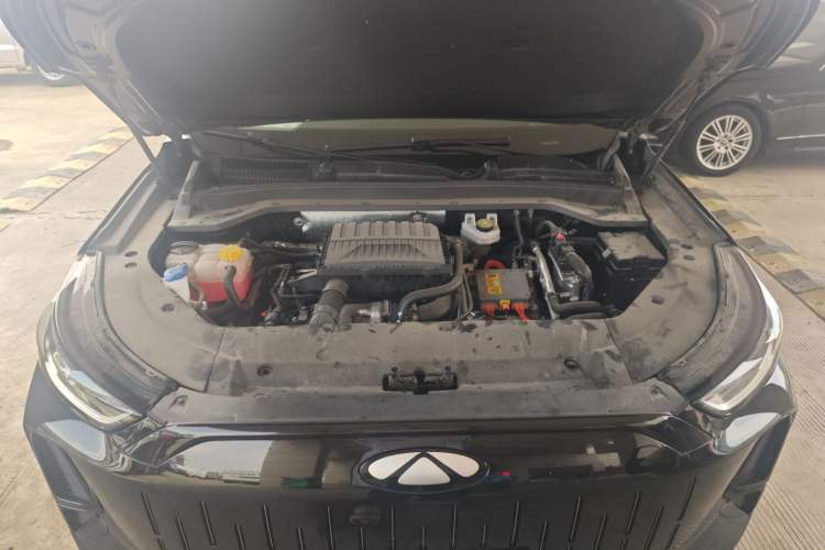 Used Chery Fengyun T9 2024 120 Long-Range Flagship Version 7 Seats Ternary Lithium Engine Bay