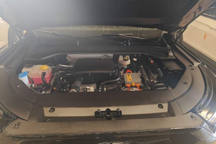 Used Chery Fengyun T9 2024 120 Long-Range Comfort Version 5-Seater with Ternary Lithium Battery Engine Bay